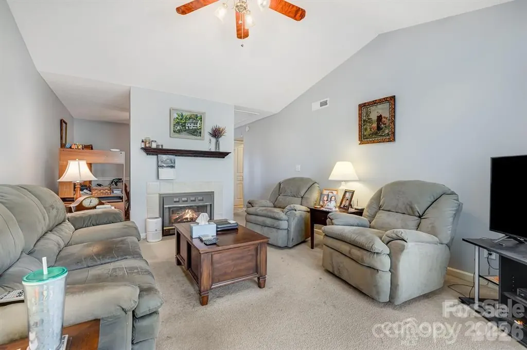 2904 Sagamore Lane Asheville NC 28806