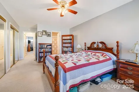 2904 Sagamore Lane Asheville NC 28806