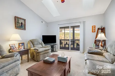 2904 Sagamore Lane Asheville NC 28806
