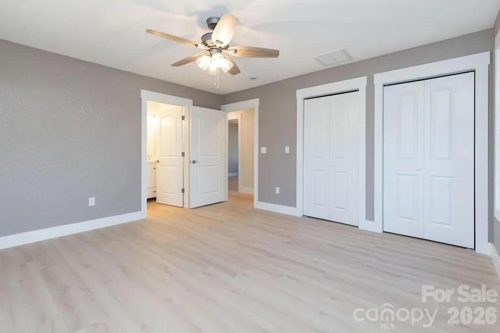 7 Mcgee Ridge Road Fairview NC 28730