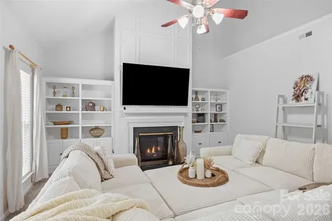 14569 Greenpoint Lane Huntersville NC 28078