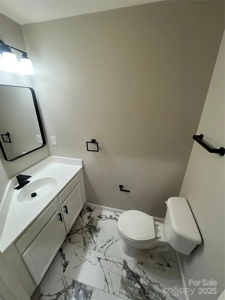 1830 Butterfly Lane Charlotte NC 28269