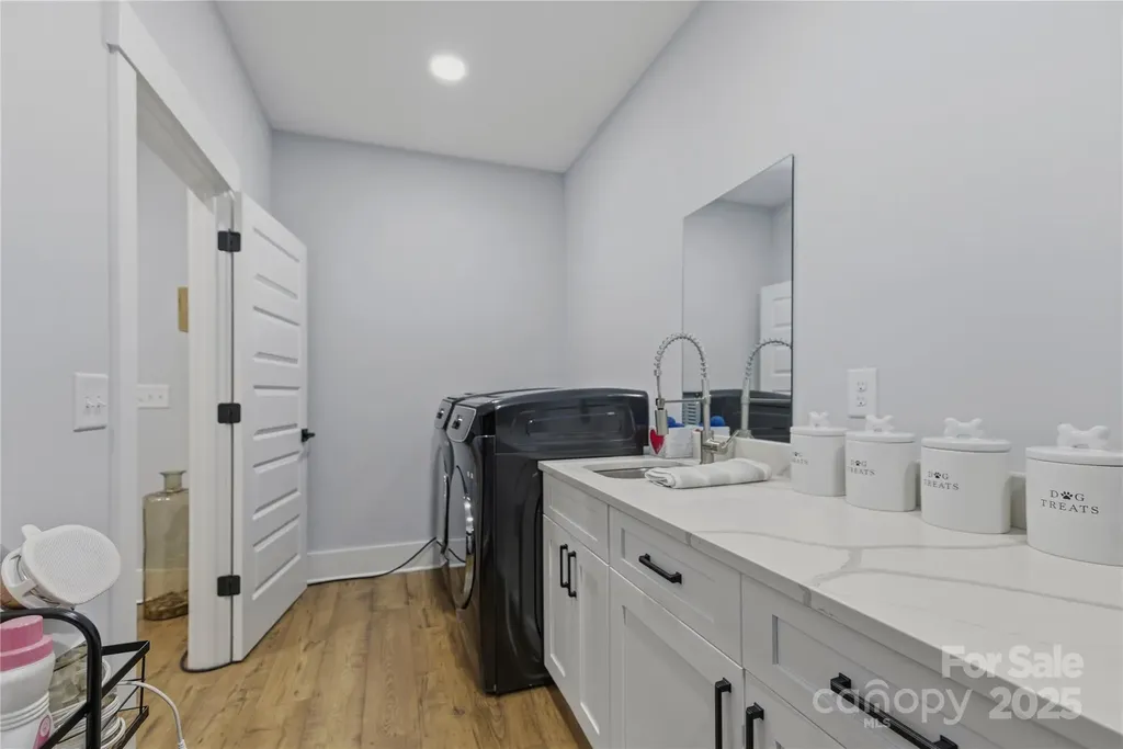 2062 Vineyard Estates Lane Lincolnton NC 28690