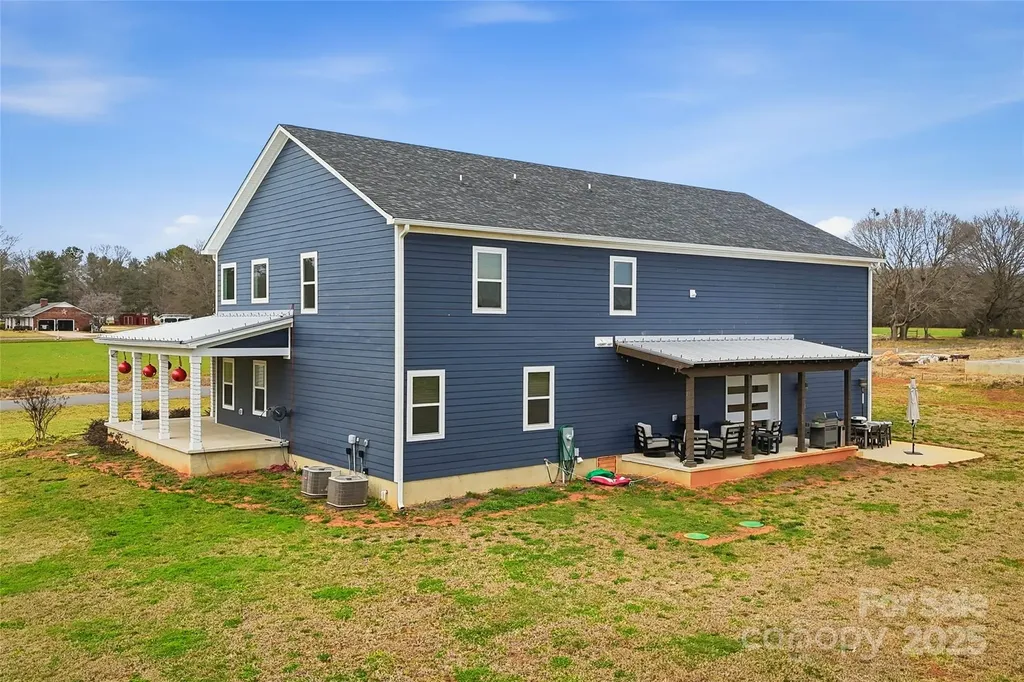 2062 Vineyard Estates Lane Lincolnton NC 28690