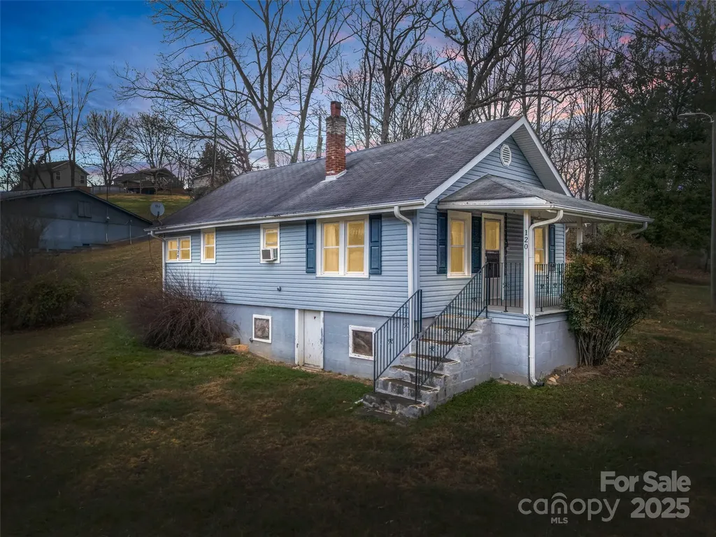 Candler NC, 120 Maple Ridge Road