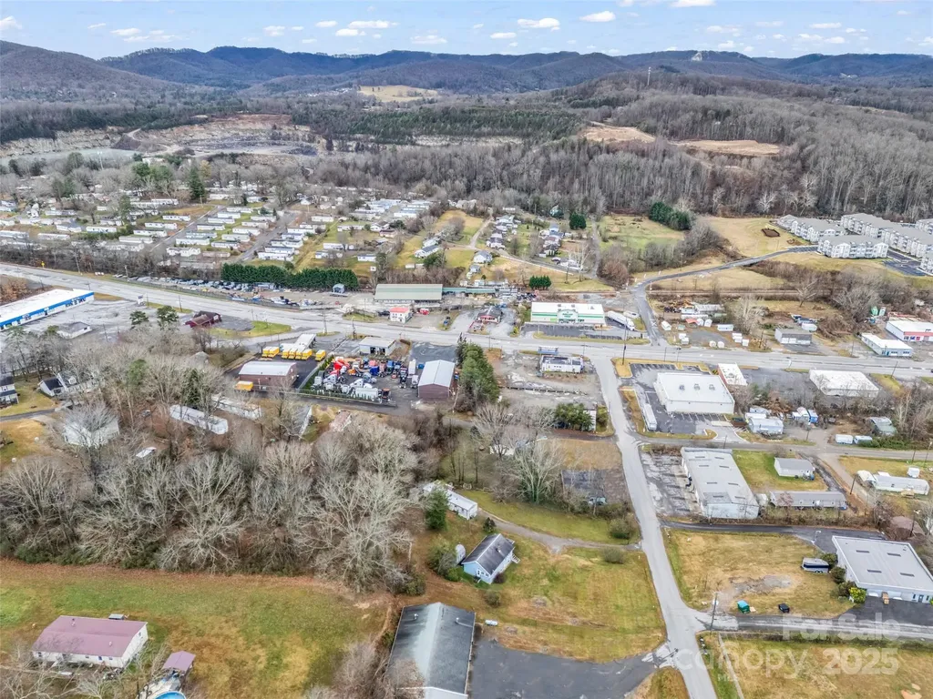 120 Maple Ridge Road Candler NC 28715