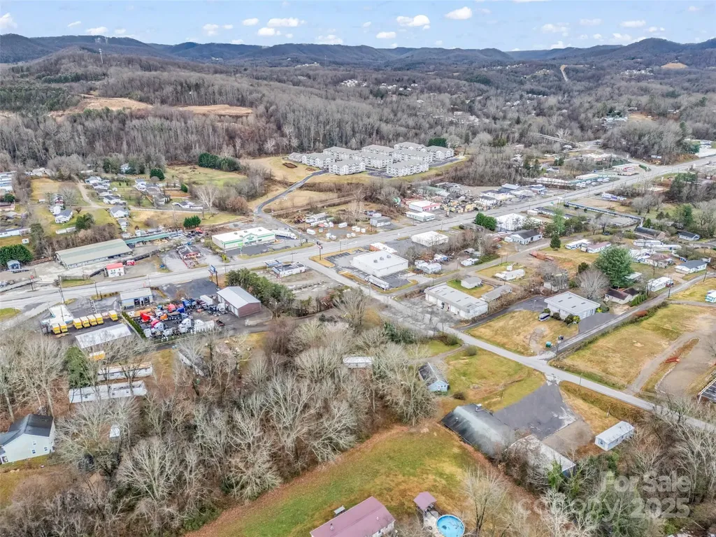 120 Maple Ridge Road Candler NC 28715