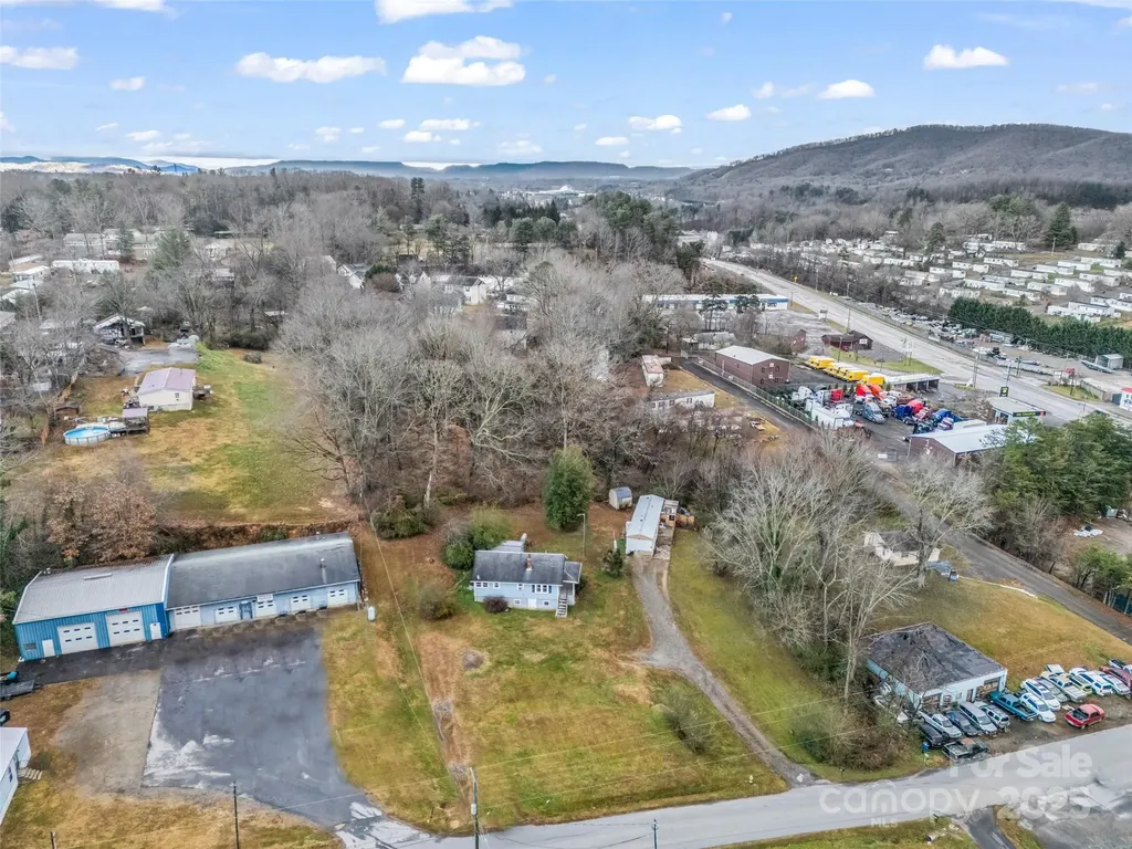 120 Maple Ridge Road Candler NC 28715
