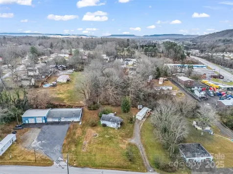 120 Maple Ridge Road Candler NC 28715