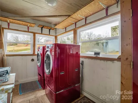 120 Maple Ridge Road Candler NC 28715