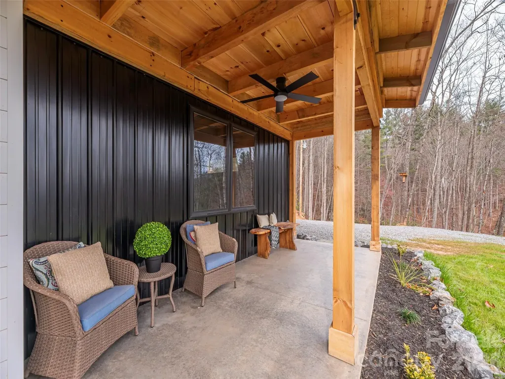 55 Dean Riddle Drive Waynesville NC 28785
