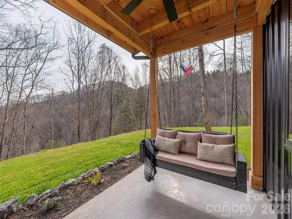 55 Dean Riddle Drive Waynesville NC 28785