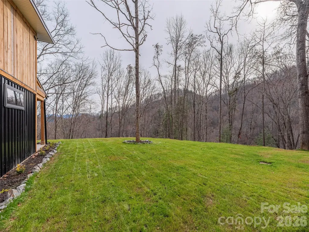 55 Dean Riddle Drive Waynesville NC 28785