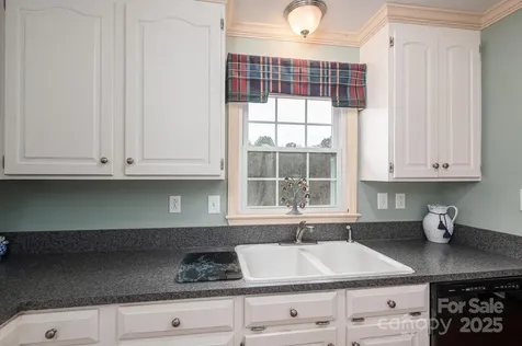 113 Old Stagecoach Road Lawndale NC 28090
