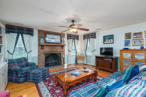 113 Old Stagecoach Road Lawndale NC 28090