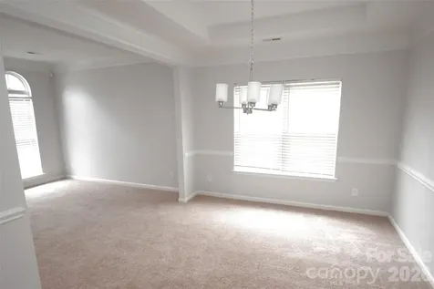 10214 Stoneykirk Lane Charlotte NC 28269