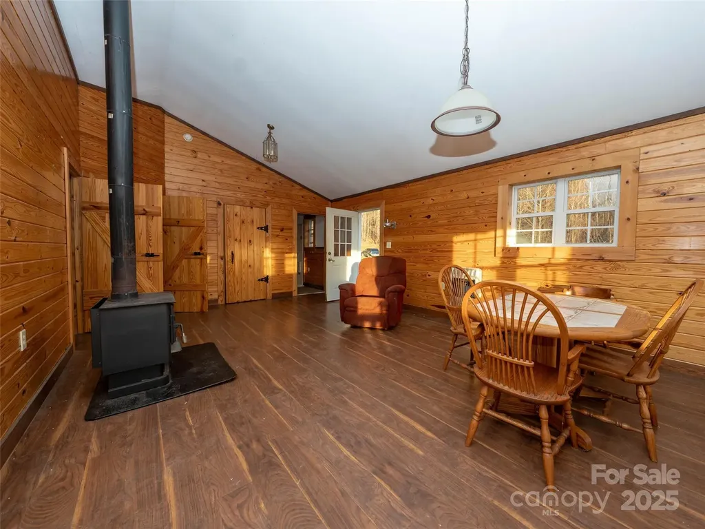 506 Rocky Acres Road Canton NC 28716