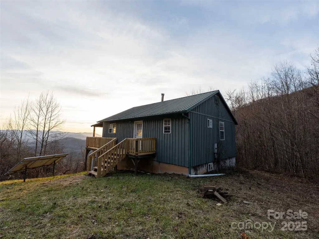506 Rocky Acres Road Canton NC 28716