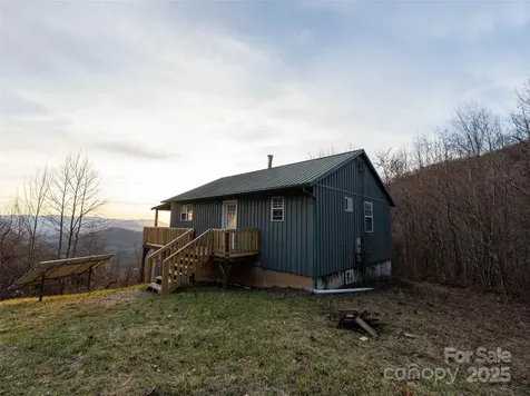 506 Rocky Acres Road Canton NC 28716