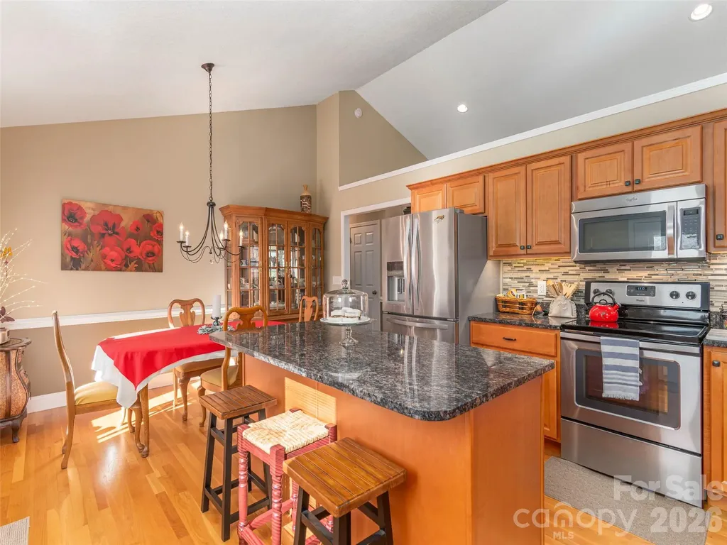 16 Southwood Drive Weaverville NC 28787