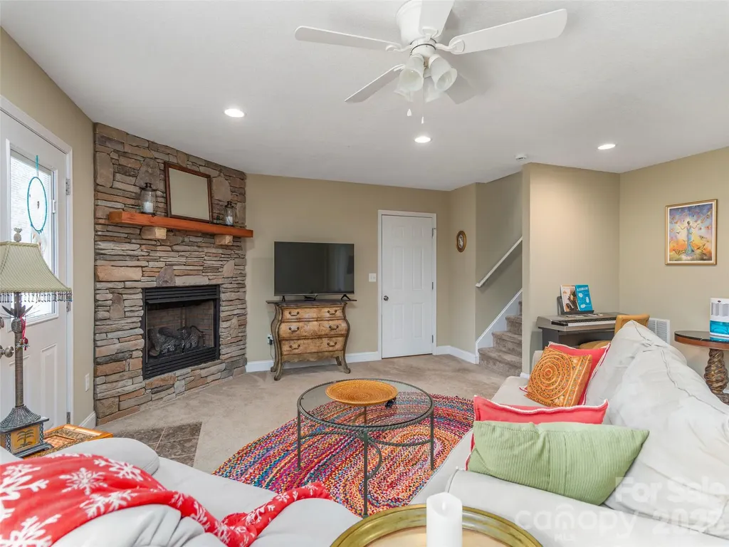 16 Southwood Drive Weaverville NC 28787
