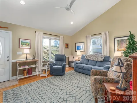 16 Southwood Drive Weaverville NC 28787