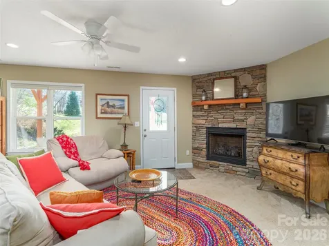 16 Southwood Drive Weaverville NC 28787