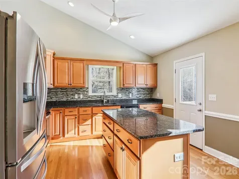 16 Southwood Drive Weaverville NC 28787