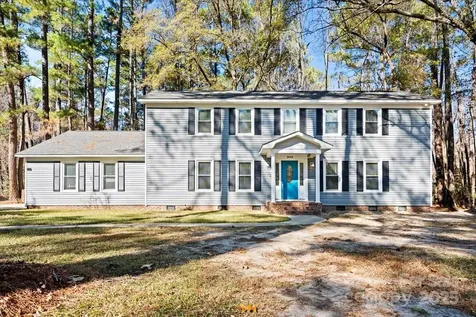 305 Virginia Avenue Cheraw SC 29520