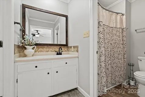 305 Virginia Avenue Cheraw SC 29520