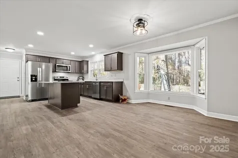 305 Virginia Avenue Cheraw SC 29520