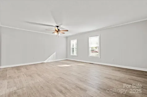 305 Virginia Avenue Cheraw SC 29520