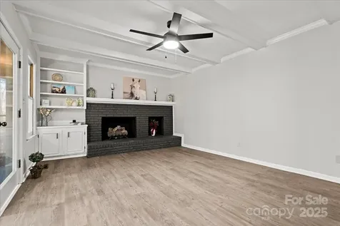 305 Virginia Avenue Cheraw SC 29520