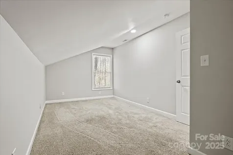 305 Virginia Avenue Cheraw SC 29520