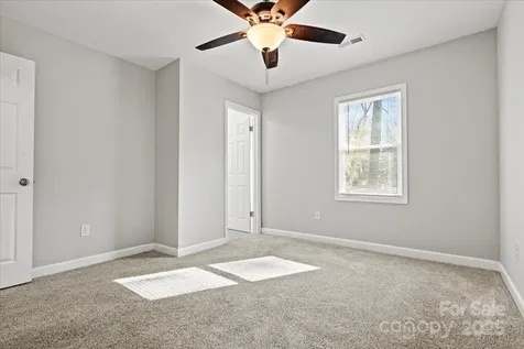 305 Virginia Avenue Cheraw SC 29520