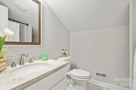 305 Virginia Avenue Cheraw SC 29520