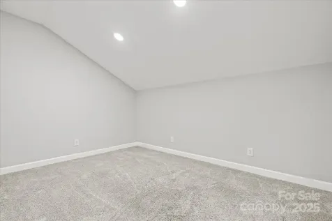 305 Virginia Avenue Cheraw SC 29520