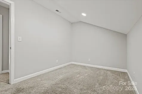 305 Virginia Avenue Cheraw SC 29520