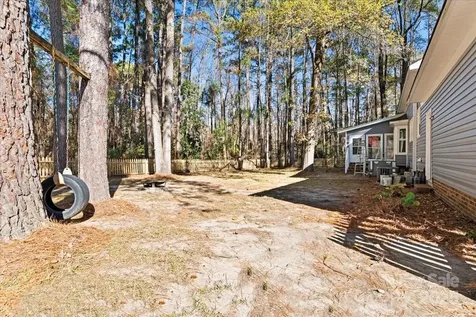 305 Virginia Avenue Cheraw SC 29520