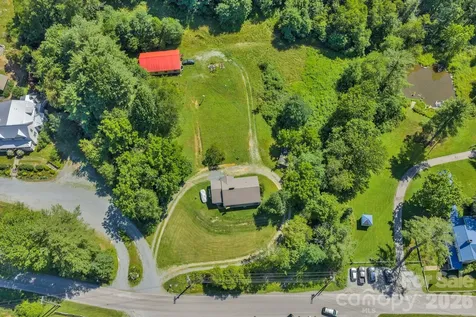 3606 Nc Highway 194 S Sugar Grove NC 28679