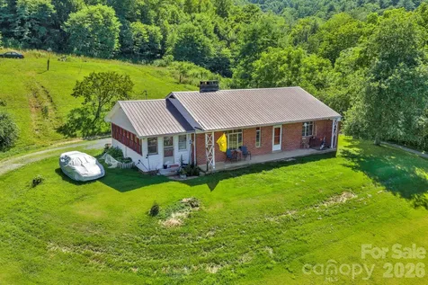 3606 Nc Highway 194 S Sugar Grove NC 28679