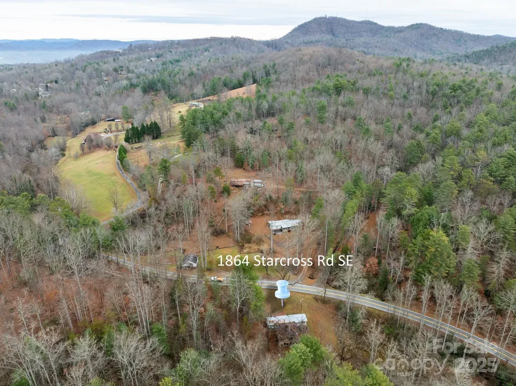 1864 Starcross Road Lenoir NC 28645
