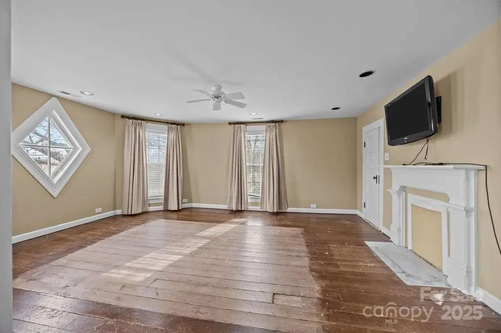 401 W Hoke Street Landis NC 28088
