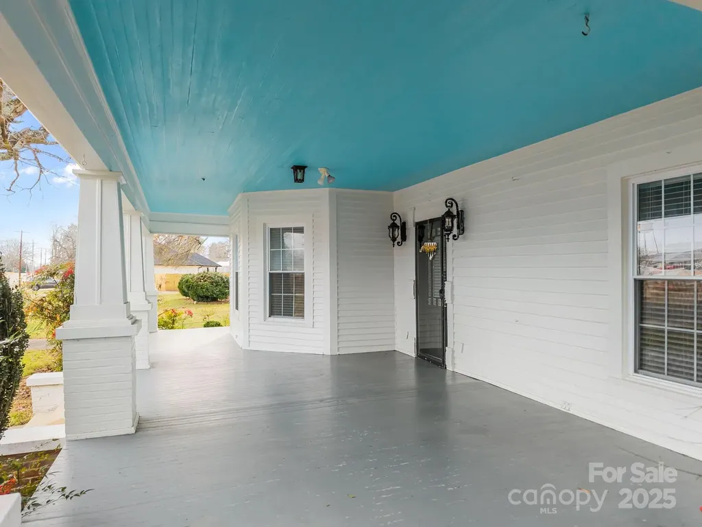 401 W Hoke Street Landis NC 28088