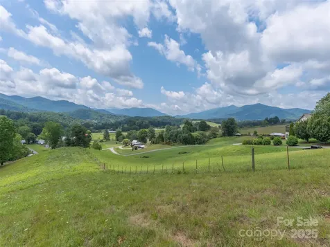 00 Bark Trail Waynesville NC 28786