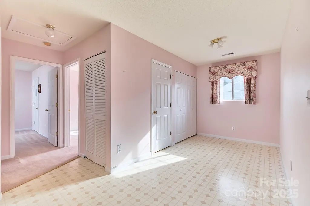 2625 Stratford Lake Road Winston Salem NC 27103