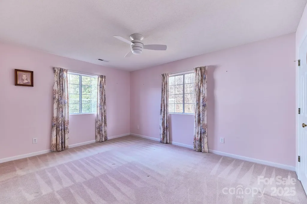 2625 Stratford Lake Road Winston Salem NC 27103