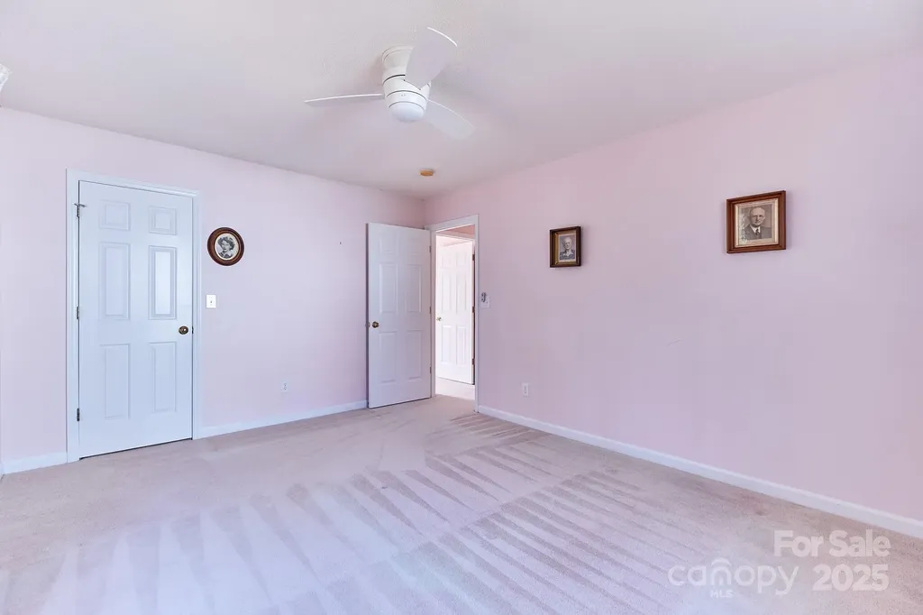 2625 Stratford Lake Road Winston Salem NC 27103