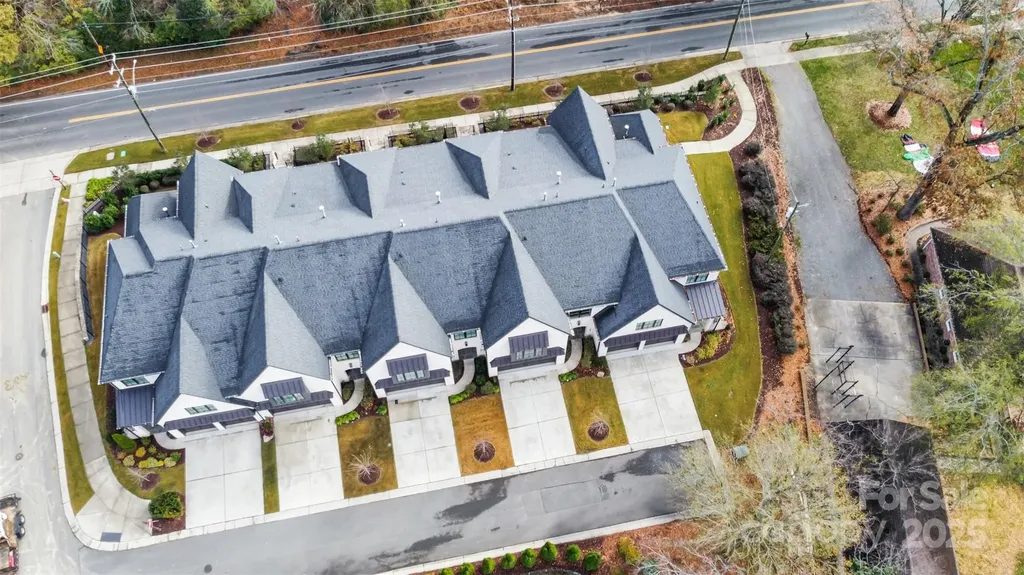 119 Thorncote Place Charlotte NC 28226
