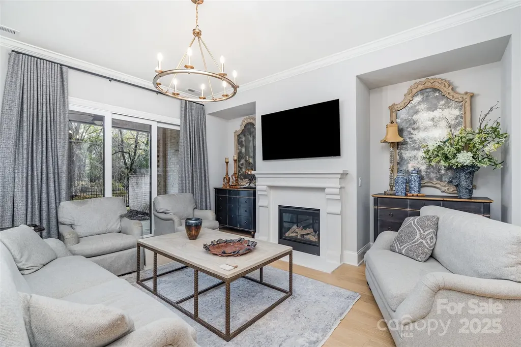 119 Thorncote Place Charlotte NC 28226
